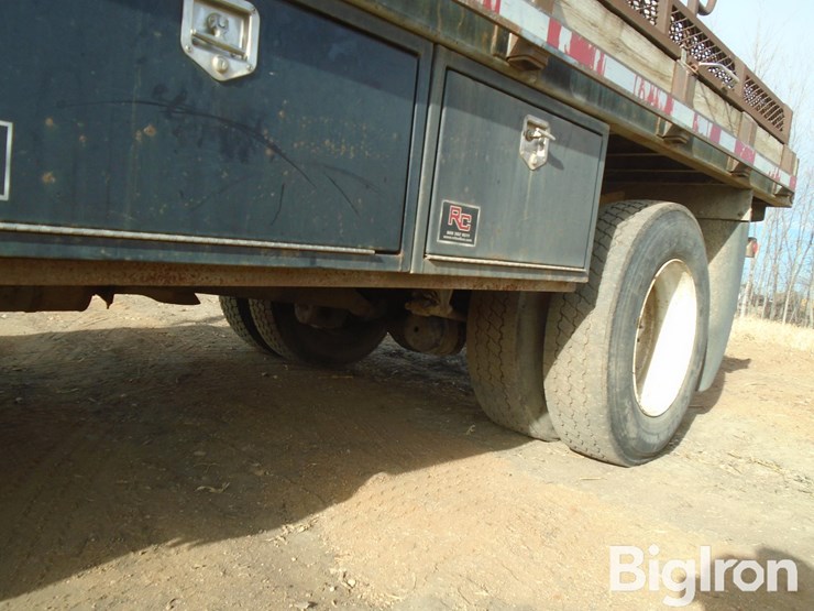 1999-international-8100-image-20