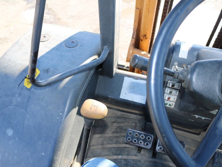 2006-case-586g-image-11