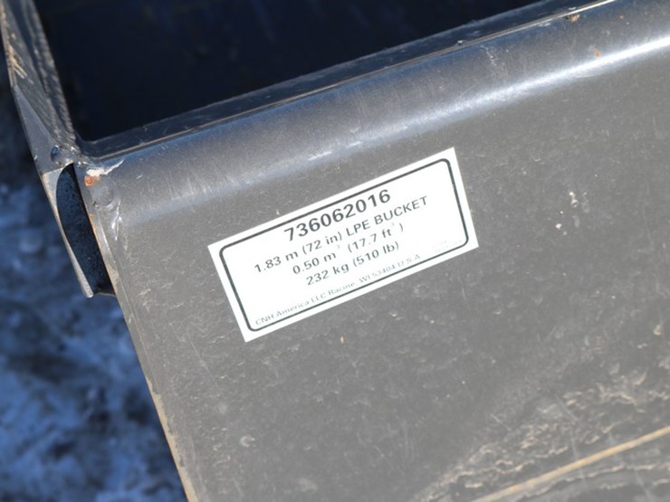 new-holland-72-image-3