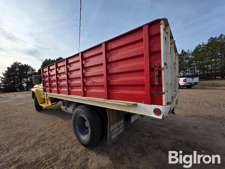 1975-ford-f600-image-7