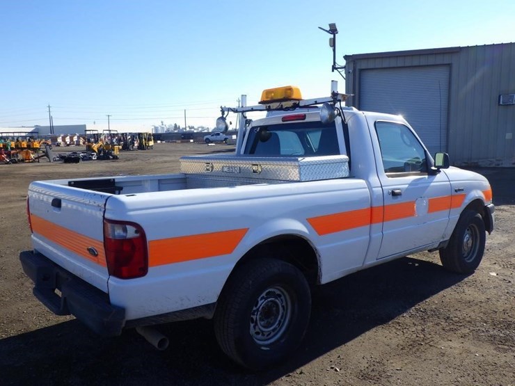 2005-ford-ranger-image-3