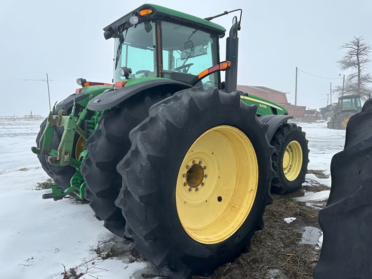 2008-john-deere-8430-image-3