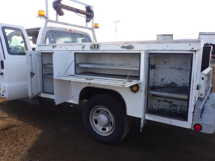 2011-ford-f350-image-9