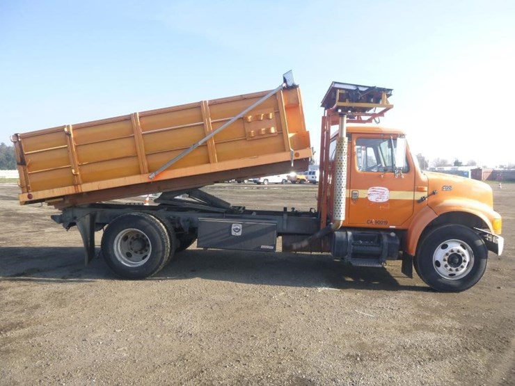 2001-international-4900-image-18