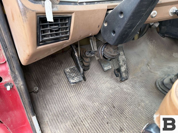 1993-ford-lts8000-image-55