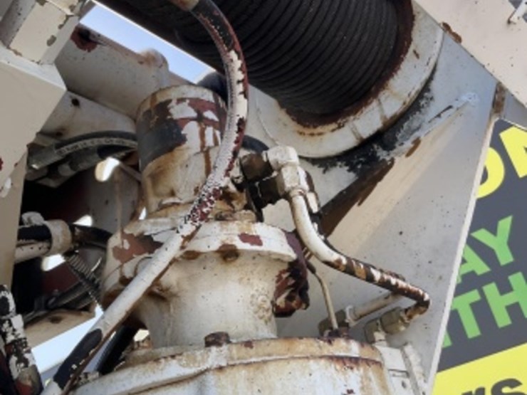 2002-sterling-lt9500-image-17