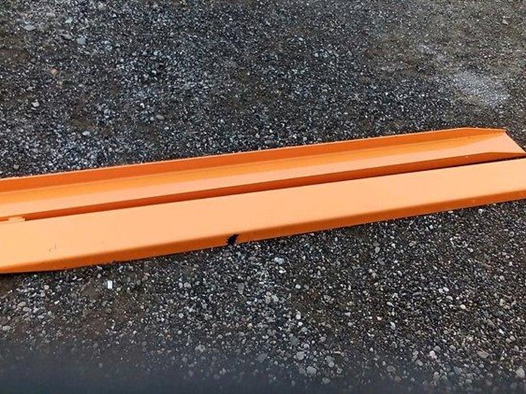 #1484c-•-unused,-wolverine,-pallet-forks-extensions,-ex-66-84l*-image-4