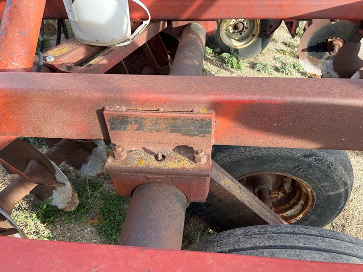 international-490-image-10