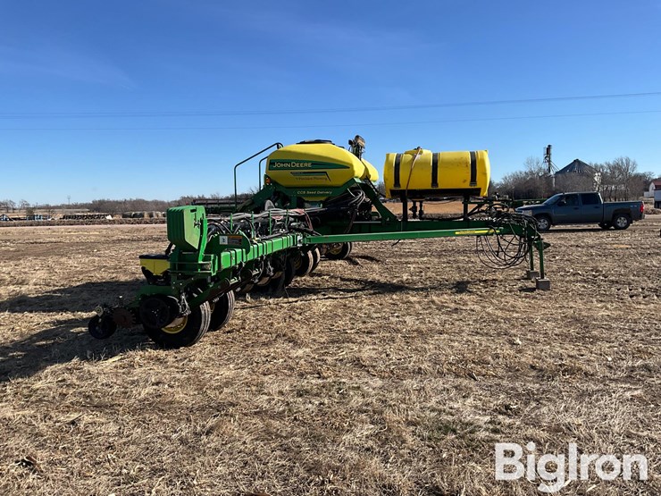 2006-john-deere-1770nt-ccs-image-4