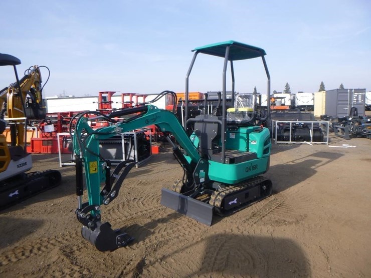 2025-agt-qk16r-hydraulic-excavator-image-1