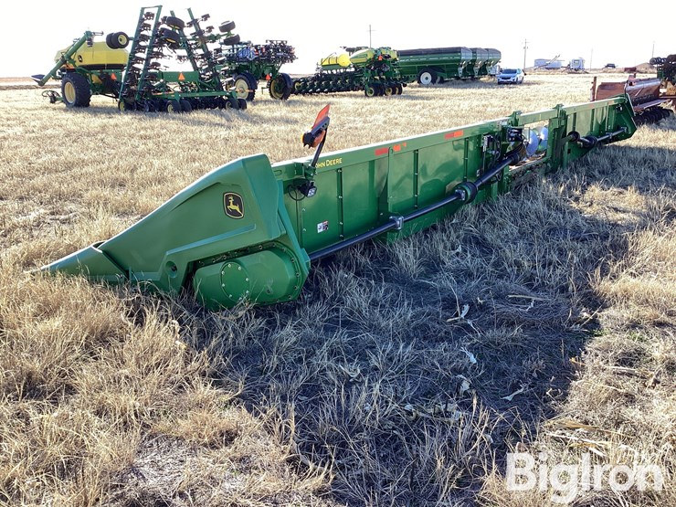 2022-john-deere-c16r-image-7