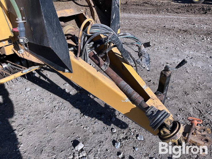 2011-vermeer-605-image-11