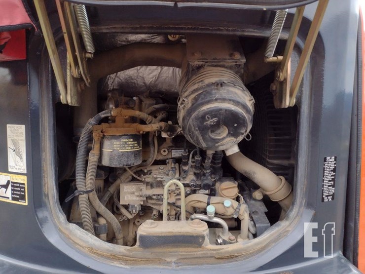 2014-hitachi-zx35u-image-45