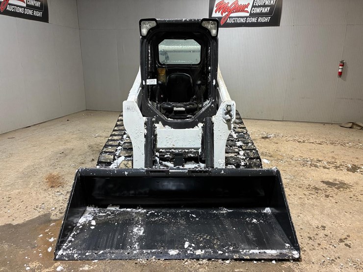 2022-bobcat-t770-image-8