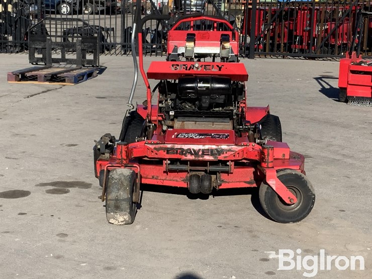 gravely-prostance-52-image-2