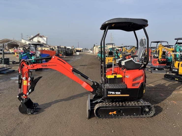 2025-tpm-18k-hydraulic-excavator-image-5