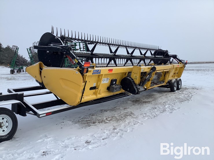 2014-new-holland-880cf-30-image-7