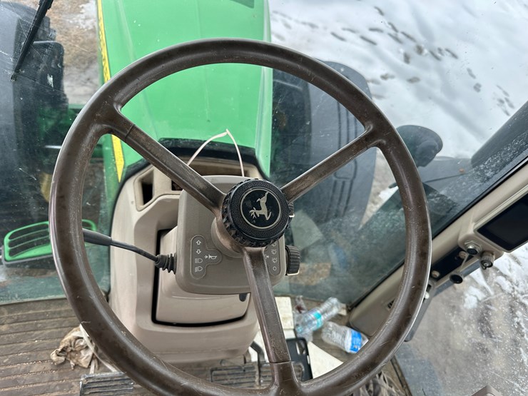 2012-john-deere-8310r-image-49