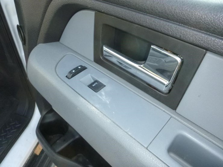 2013-ford-f150-image-15