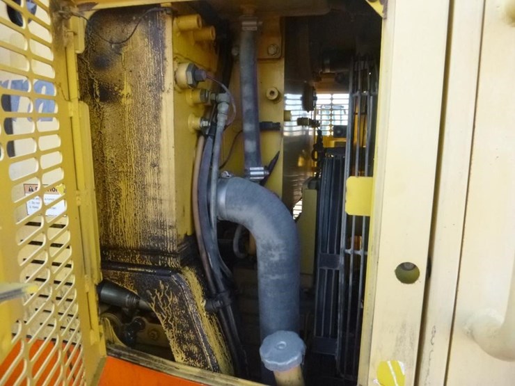 2006-komatsu-gd555-3c-image-40