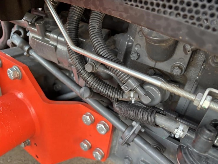 2018-kubota-l2501d-image-46