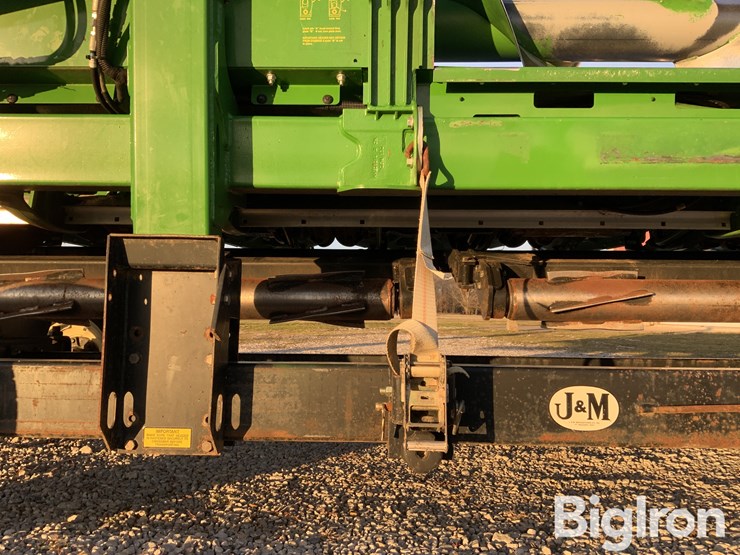 2020-john-deere-708c-image-16