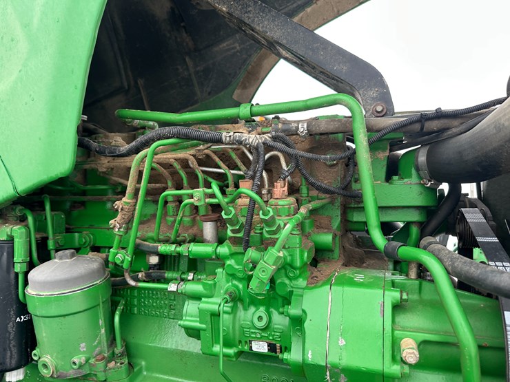 2004-john-deere-8420-image-44