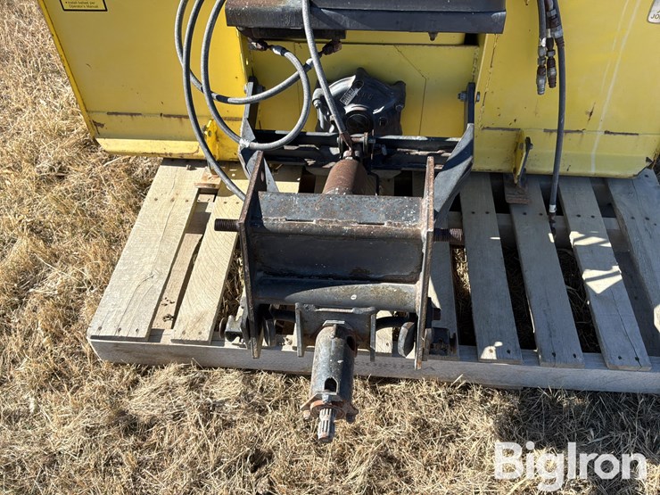 john-deere-snow-blower-compact/utility-tractor-attachment-image-9