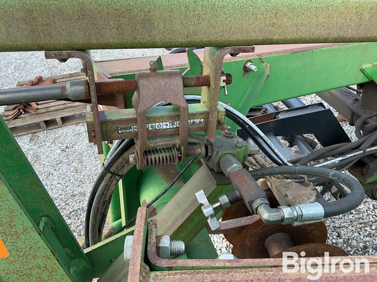 john-deere-726-image-13