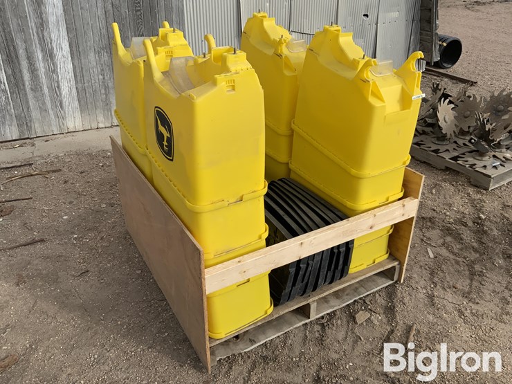 john-deere-16-image-1