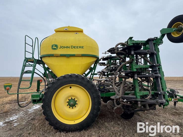 2016-john-deere-2510h-image-6