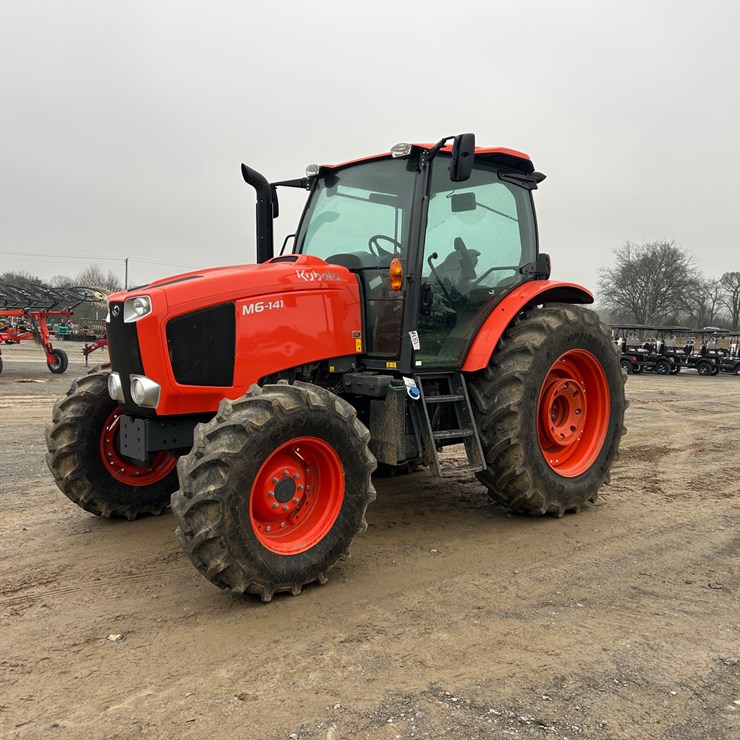 KUBOTA M6-141