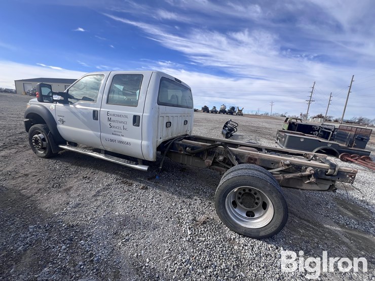 2015-ford-f550-image-8