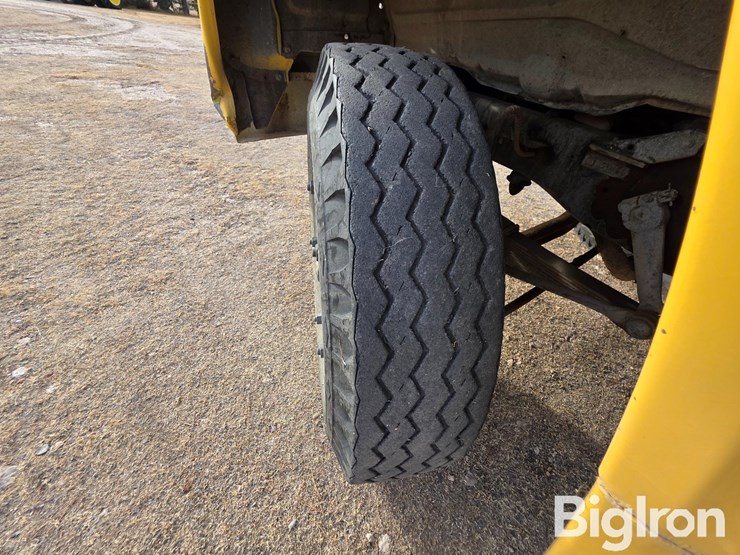 1975-ford-f600-image-16