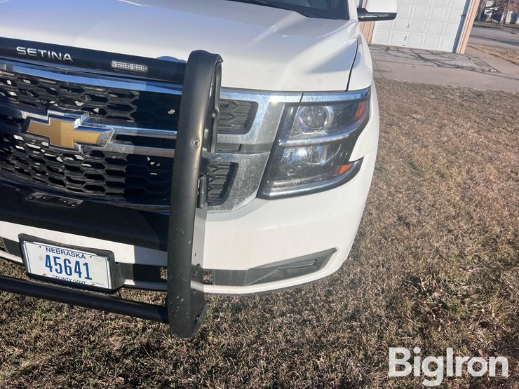 2016-chevrolet-tahoe-image-18