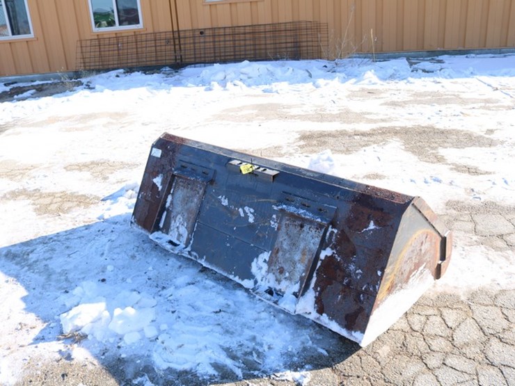 #4185-•-skid-steer-bucket-image-3