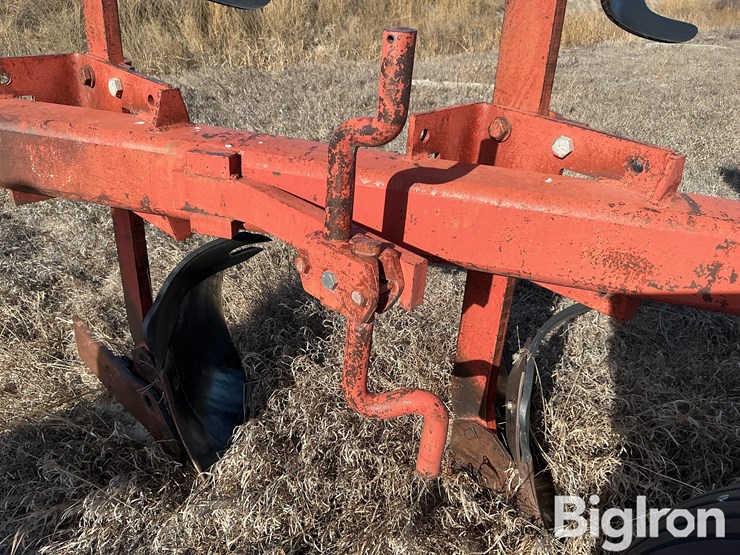 case-ih-145-image-17