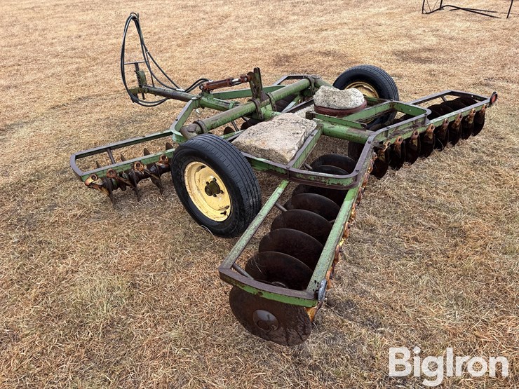 john-deere-10-image-7