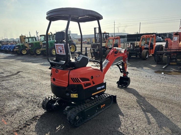 2025-tpm-18k-hydraulic-excavator-image-3