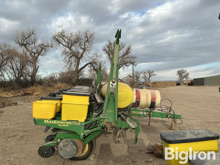 2000-john-deere-1750-image-4