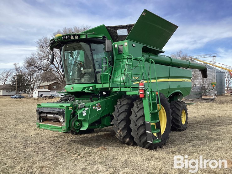 2022-john-deere-s780-image-1