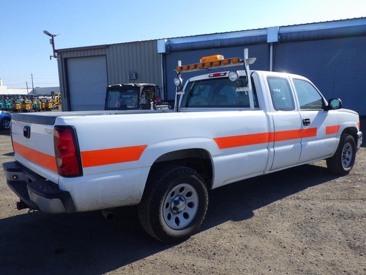 2007-chevrolet-1500-image-3