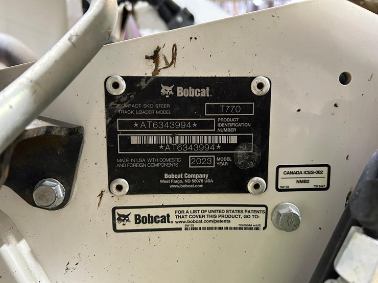 2023-bobcat-t770-image-30