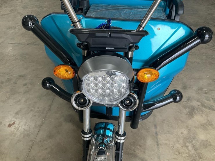 #1329-•-iret13-electric-tricycle-image-3