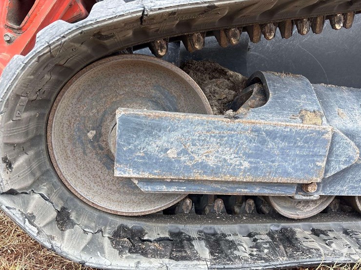 2024-kubota-svl97-2-image-35