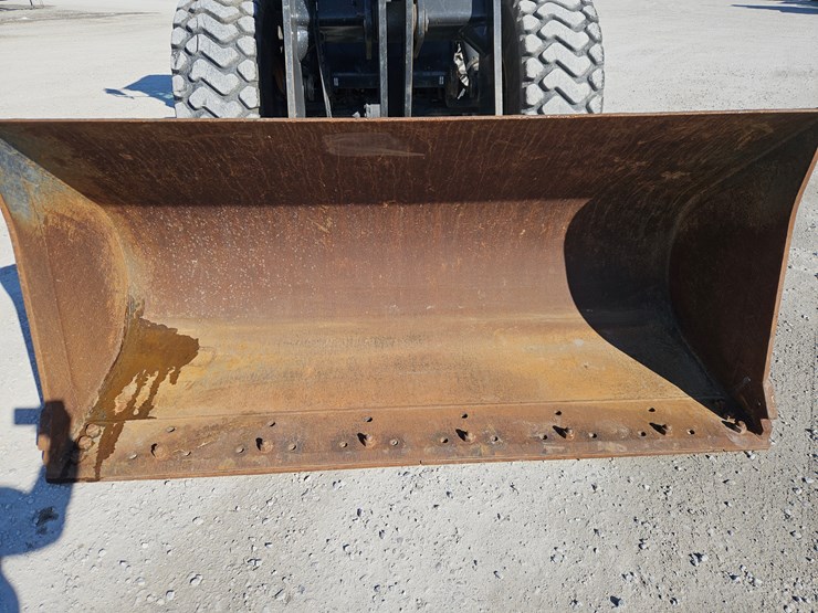 2023-develon-dl220-7-image-3