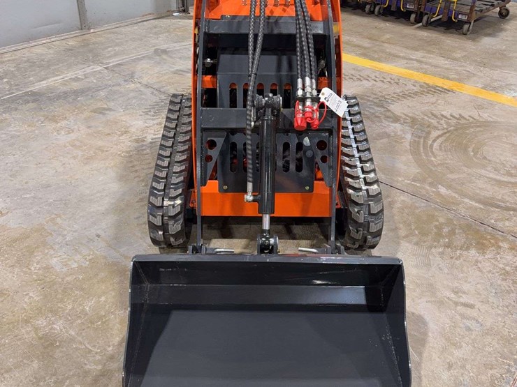 2025-sdlanch-sdll30-mini-skid-steer-image-8