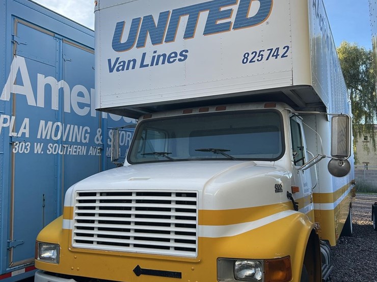 2001-international-4700-image-1