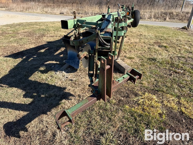 john-deere-5-image-2