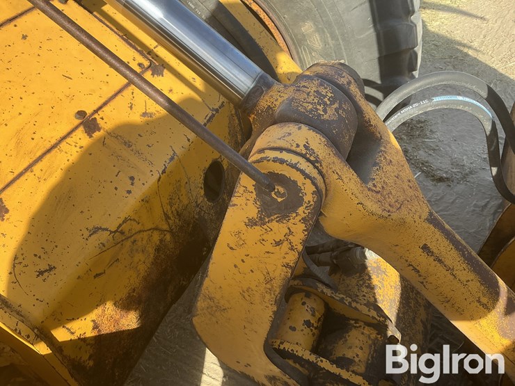 1980-john-deere-544-image-17